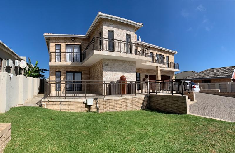 3 Bedroom Property for Sale in Wavecrest Eastern Cape